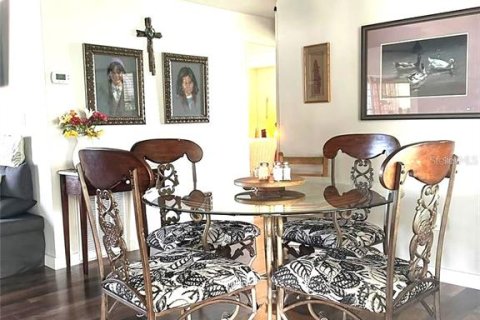 Apartamento en alquiler en Zephyrhills, Florida, 2 dormitorios, 80.27 m2 № 2103198 - foto 4