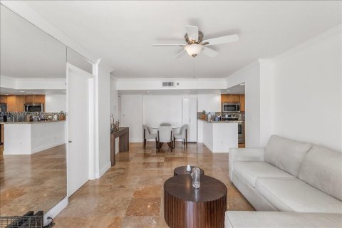 Купить кондоминиум в Майами, Флорида 2 спальни, 91.51м2, № 2047656 - фото 21