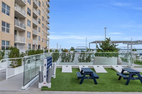 Купить кондоминиум в Майами, Флорида 2 спальни, 91.51м2, № 2047656 - фото 28