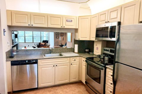 Condo à Coconut Creek, Floride, 2 chambres  № 2173080