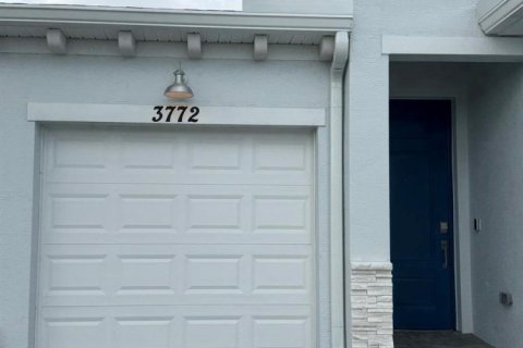 Appartement à louer à St. Lucie, Floride: 2 chambres, 121.52 m2 № 2399762 - photo 2