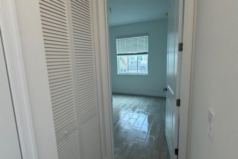 Appartement à louer à St. Lucie, Floride: 2 chambres, 121.52 m2 № 2399762 - photo 4