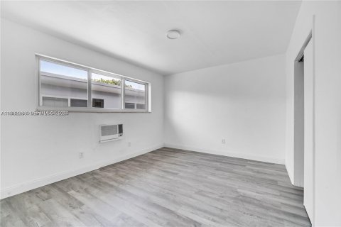 Appartement à louer à Miami Beach, Floride: 1 chambre, 65.03 m2 № 2045177 - photo 6