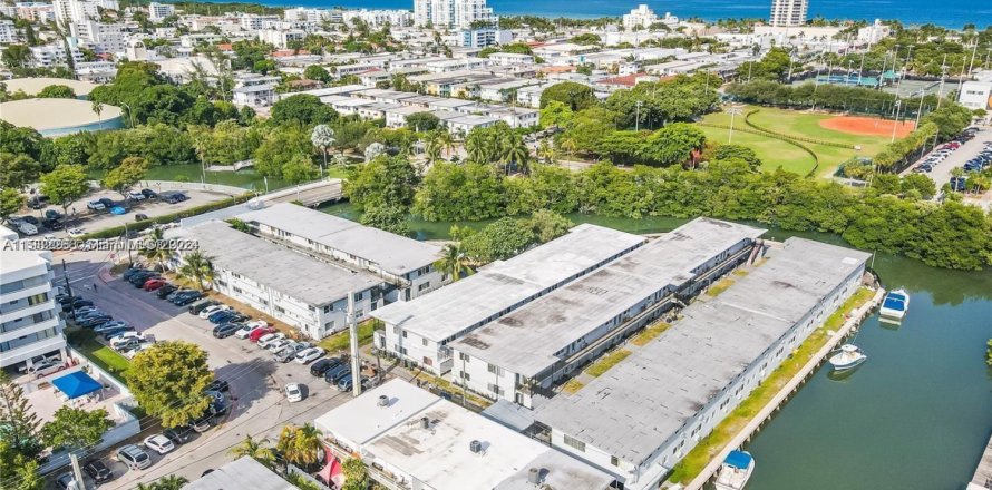 Appartement à Miami Beach, Floride 1 chambre, 65.03 m2 № 2045177