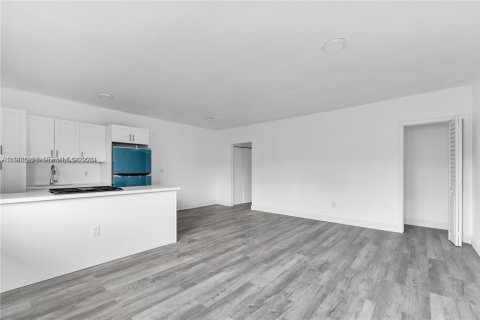 Appartement à louer à Miami Beach, Floride: 1 chambre, 65.03 m2 № 2045177 - photo 4