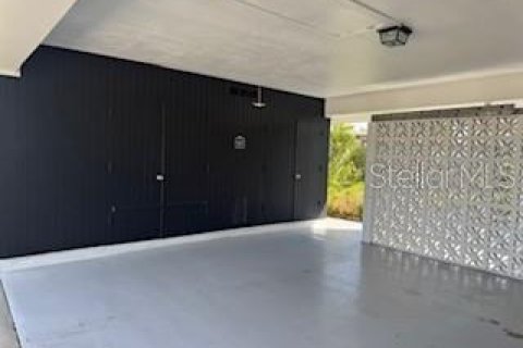 Villa ou maison à louer à Port Charlotte, Floride: 4 chambres, 171.5 m2 № 2111529 - photo 2