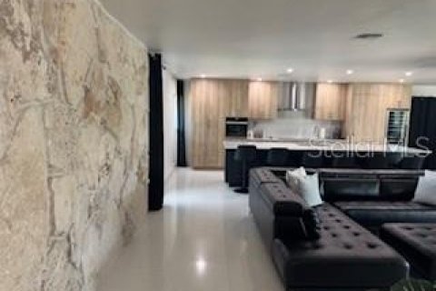 Villa ou maison à louer à Port Charlotte, Floride: 4 chambres, 171.5 m2 № 2111529 - photo 7