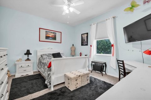 House in New Port Richey, Florida 4 bedrooms, 309.74 sq.m. № 1876039 - photo 30