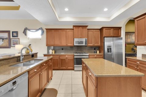 House in New Port Richey, Florida 4 bedrooms, 309.74 sq.m. № 1876039 - photo 9