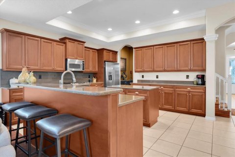 House in New Port Richey, Florida 4 bedrooms, 309.74 sq.m. № 1876039 - photo 10