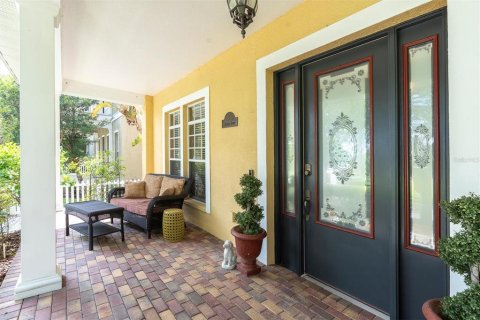 House in New Port Richey, Florida 4 bedrooms, 309.74 sq.m. № 1876039 - photo 4
