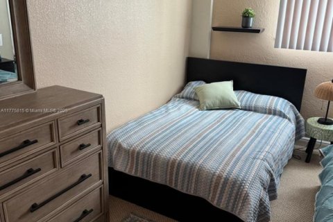 Condo in Sunny Isles Beach, Florida, 1 bedroom  № 1741709 - photo 3