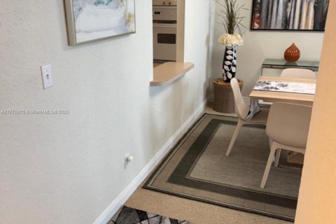 Condo in Sunny Isles Beach, Florida, 1 bedroom  № 1741709 - photo 18