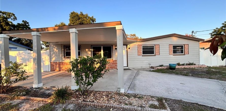 Villa ou maison à Tampa, Floride 3 chambres, 110.46 m2 № 2239001