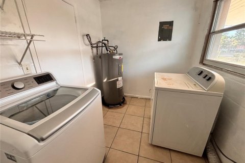 Villa ou maison à vendre à Tampa, Floride: 3 chambres, 110.46 m2 № 2239001 - photo 25