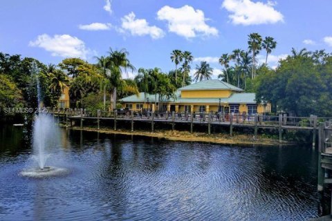 Copropriété à vendre à Pompano Beach, Floride: 2 chambres, 98.2 m2 № 1987804 - photo 19