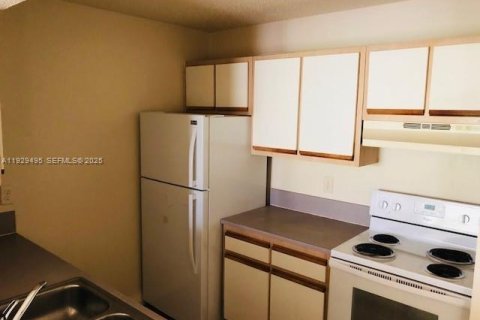 Copropriété à vendre à Pompano Beach, Floride: 2 chambres, 98.2 m2 № 1987804 - photo 6