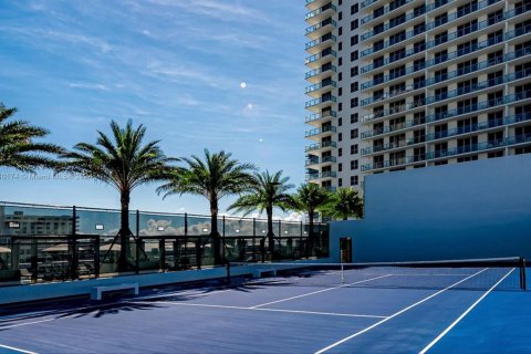 Copropriété à vendre à Hollywood, Floride: 2 chambres, 97.92 m2 № 1958200 - photo 29