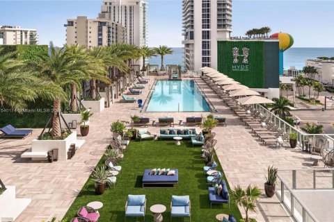 Copropriété à vendre à Hollywood, Floride: 2 chambres, 97.92 m2 № 1958200 - photo 17