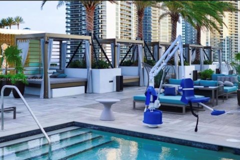 Copropriété à vendre à Hollywood, Floride: 2 chambres, 97.92 m2 № 1958200 - photo 4