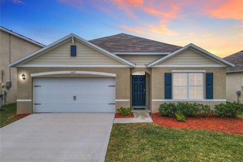 House in Edgewater, Florida 4 bedrooms, 171.5 sq.m. № 2135024 - photo 15