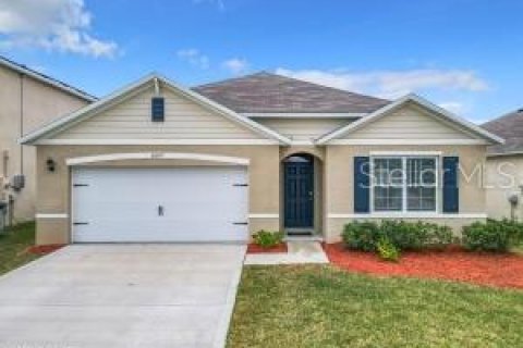 House in Edgewater, Florida 4 bedrooms, 171.5 sq.m. № 2135024