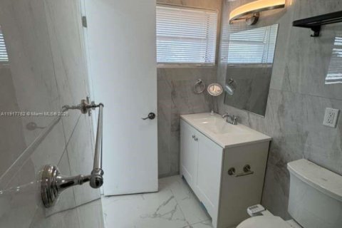 Купить кондоминиум в Майами, Флорида 2 спальни, 85.47м2, № 2017079 - фото 14