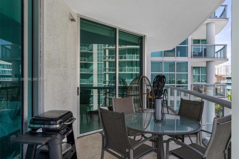 Copropriété à vendre à Aventura, Floride: 2 chambres, 133.04 m2 № 2269345 - photo 16