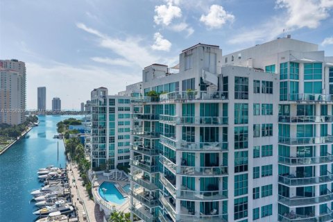 Copropriété à vendre à Aventura, Floride: 2 chambres, 133.04 m2 № 2269345 - photo 21