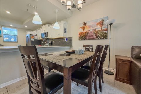 Condo in Kissimmee, Florida, 2 bedrooms № 2422759 - photo 12
