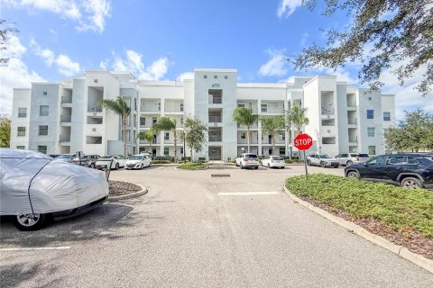 Condo in Kissimmee, Florida, 2 bedrooms № 2422759 - photo 5