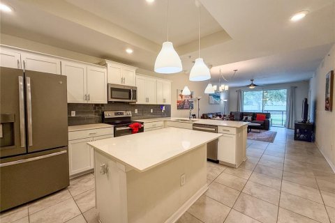 Condo in Kissimmee, Florida, 2 bedrooms № 2422759 - photo 8