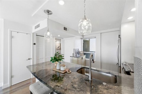 Купить кондоминиум в Клируотер, Флорида 5 комнат, 75.25м2, № 2093026 - фото 7