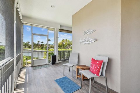 Villa ou maison à vendre à Apollo Beach, Floride: 3 chambres, 162.58 m2 № 1616200 - photo 8