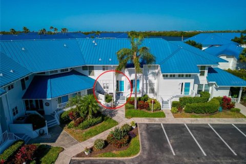 Condo in Bradenton, Florida, 2 bedrooms  № 2321544