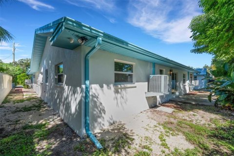 Appartement à louer à Belleair Bluffs, Floride: 1 chambre, 66.98 m2 № 2411442 - photo 10
