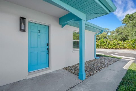Appartement à louer à Belleair Bluffs, Floride: 1 chambre, 66.98 m2 № 2411442 - photo 12