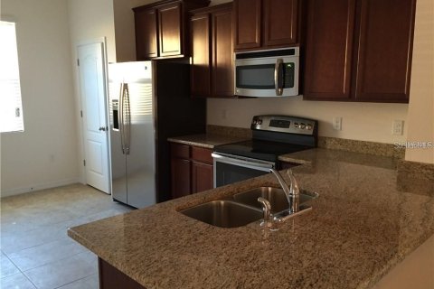 Touwnhouse à vendre à Tampa, Floride: 3 chambres, 158.31 m2 № 1913293 - photo 2