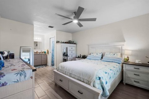 House in Ruskin, Florida 3 bedrooms, 133.97 sq.m. № 1829350 - photo 21
