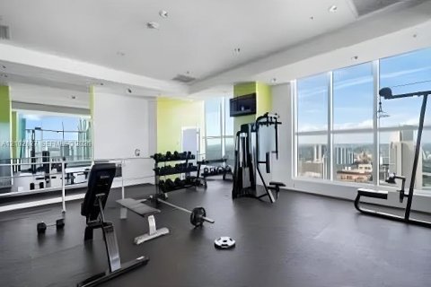 Condominio en venta en Miami, Florida, 1 dormitorio, 61.5 m2 № 2407519 - foto 8