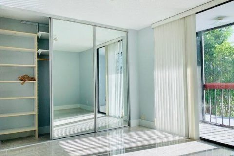 Touwnhouse à vendre à Deerfield Beach, Floride: 2 chambres, 108.7 m2 № 2154557 - photo 19