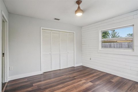 House in Winter Springs, Florida 4 bedrooms, 149.02 sq.m. № 1899740 - photo 27
