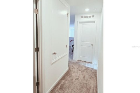 Villa ou maison à vendre à Davenport, Floride: 5 chambres, 221.94 m2 № 2352383 - photo 24