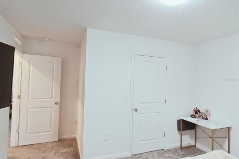 Villa ou maison à vendre à Davenport, Floride: 5 chambres, 221.94 m2 № 2352383 - photo 22