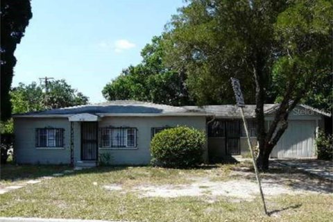 Immobilier commercial à vendre à Tampa, Floride: 302.21 m2 № 1583100 - photo 2