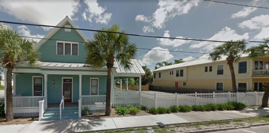Immobilier commercial à Tampa, Floride 302.21 m2 № 1583100