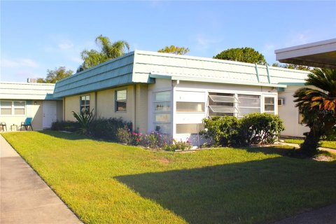 Condo in Sun City Center, Florida, 1 bedroom № 2229084