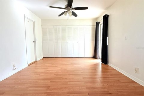 Condo in Sun City Center, Florida, 1 bedroom № 2229084 - photo 22