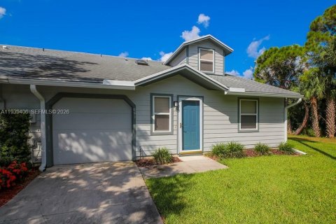 Купить таунхаус в Дженсен-Бич, Флорида 3 спальни, 180.04м2, № 1997405 - фото 2