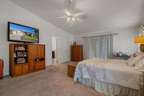 Casa en venta en Spring Hill, Florida, 4 dormitorios, 268.39 m2 № 2239904 - foto 28